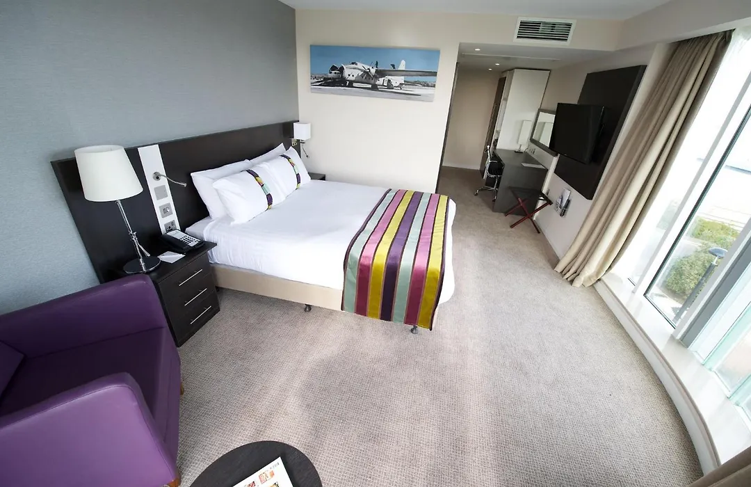 Holiday Inn Southend By Ihg-1